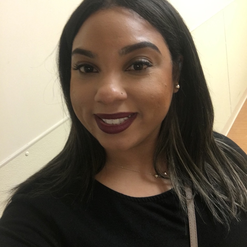 Meet your Posher, Sheena